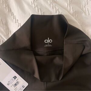 ALO Airlift Leggings “Espresso”